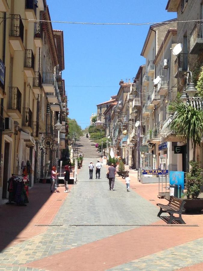 Panoramic Apartments In Villa In Center "The Beach And The Cliff" 1 Agropoli Exterior foto