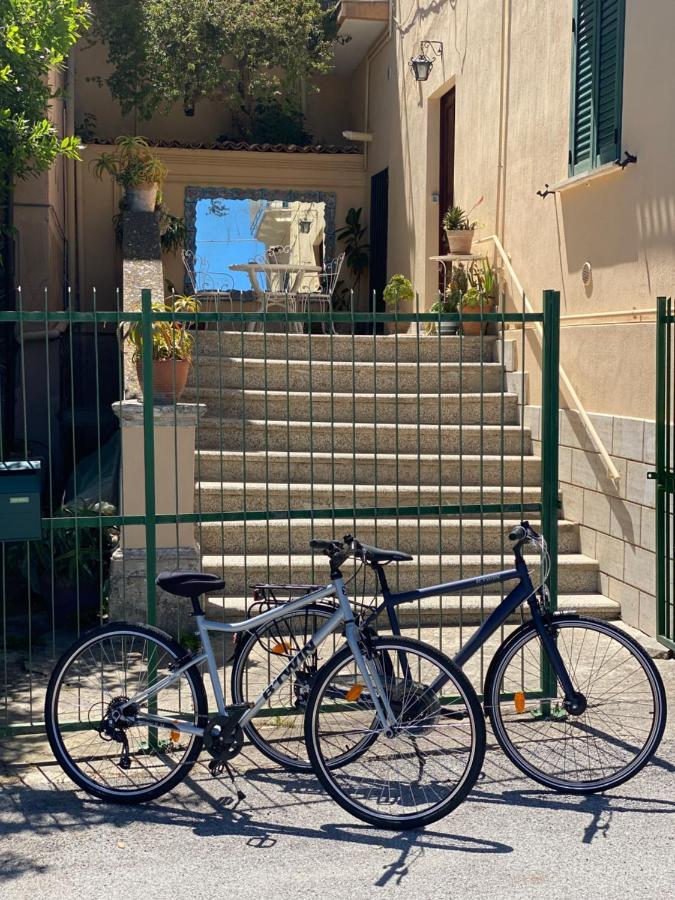 Panoramic Apartments In Villa In Center "The Beach And The Cliff" 1 Agropoli Exterior foto